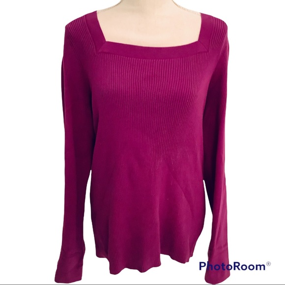 Moda International Purple Sweater Top. - Picture 1 of 3